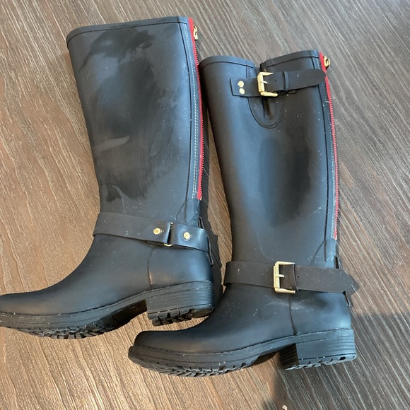 B2 ladies rubber boots in size 36. Fully lined with felt inserts. - Picture 6 of 13